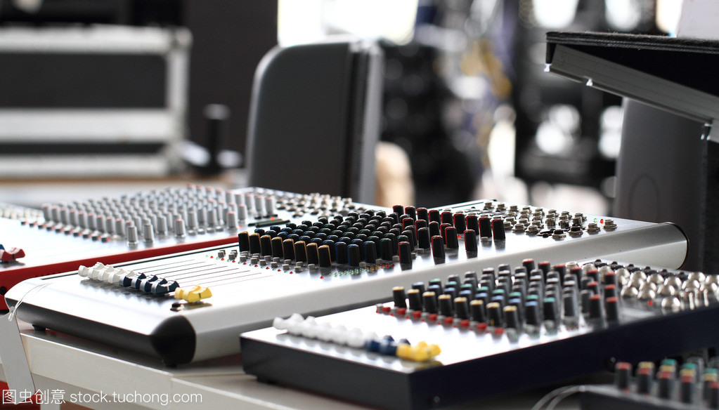 錄音混音器在動畫片制作中的應用與意義